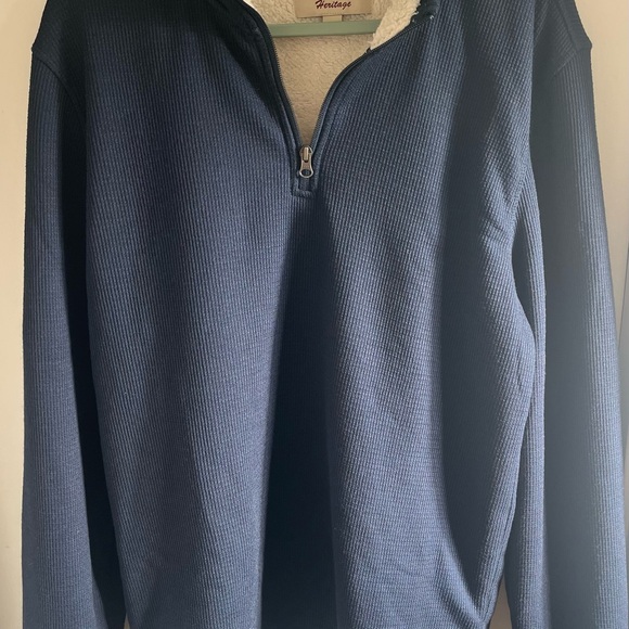 BC clothing sweater - Picture 2 of 3